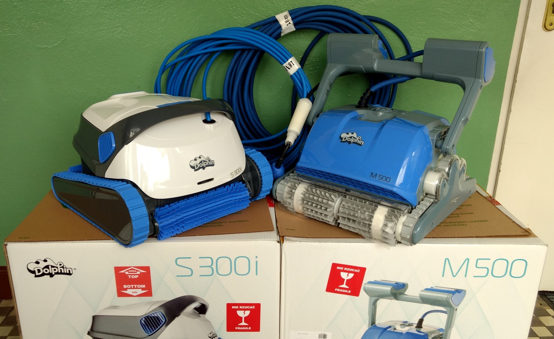 Odkurzacze basenowe dolphin s300i vs m500